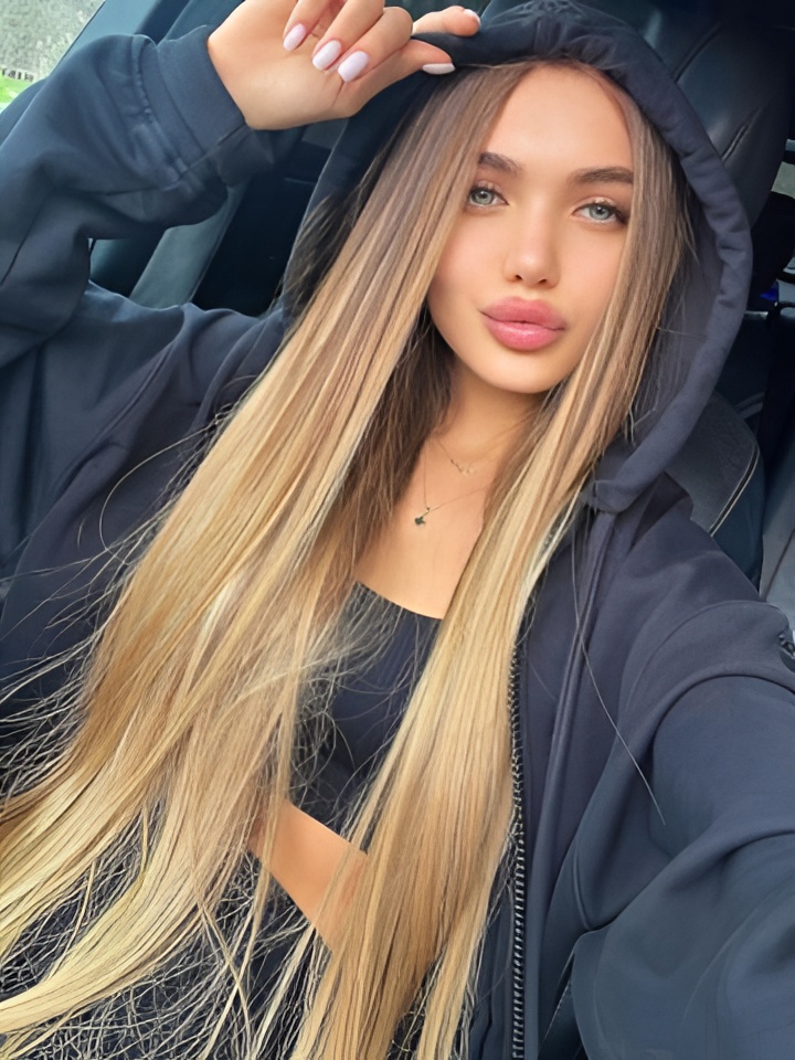 Оксана привлекальеная девушка из Верхнего уфалея цена от 1500 руб