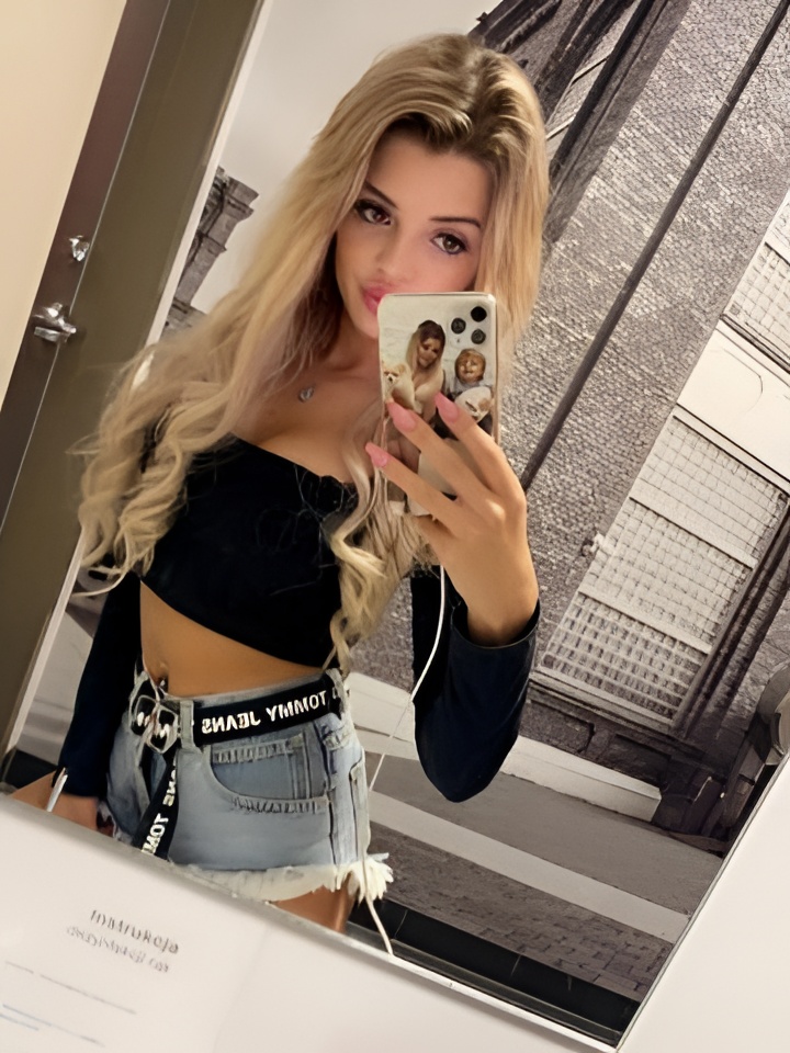 Роксана привлекальеная девушка из Верхнего уфалея цена от 2500 руб