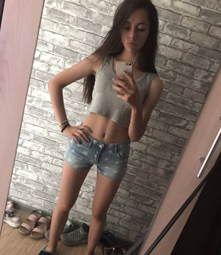 Софья привлекальеная девушка из Верхнего уфалея цена от 4000 руб