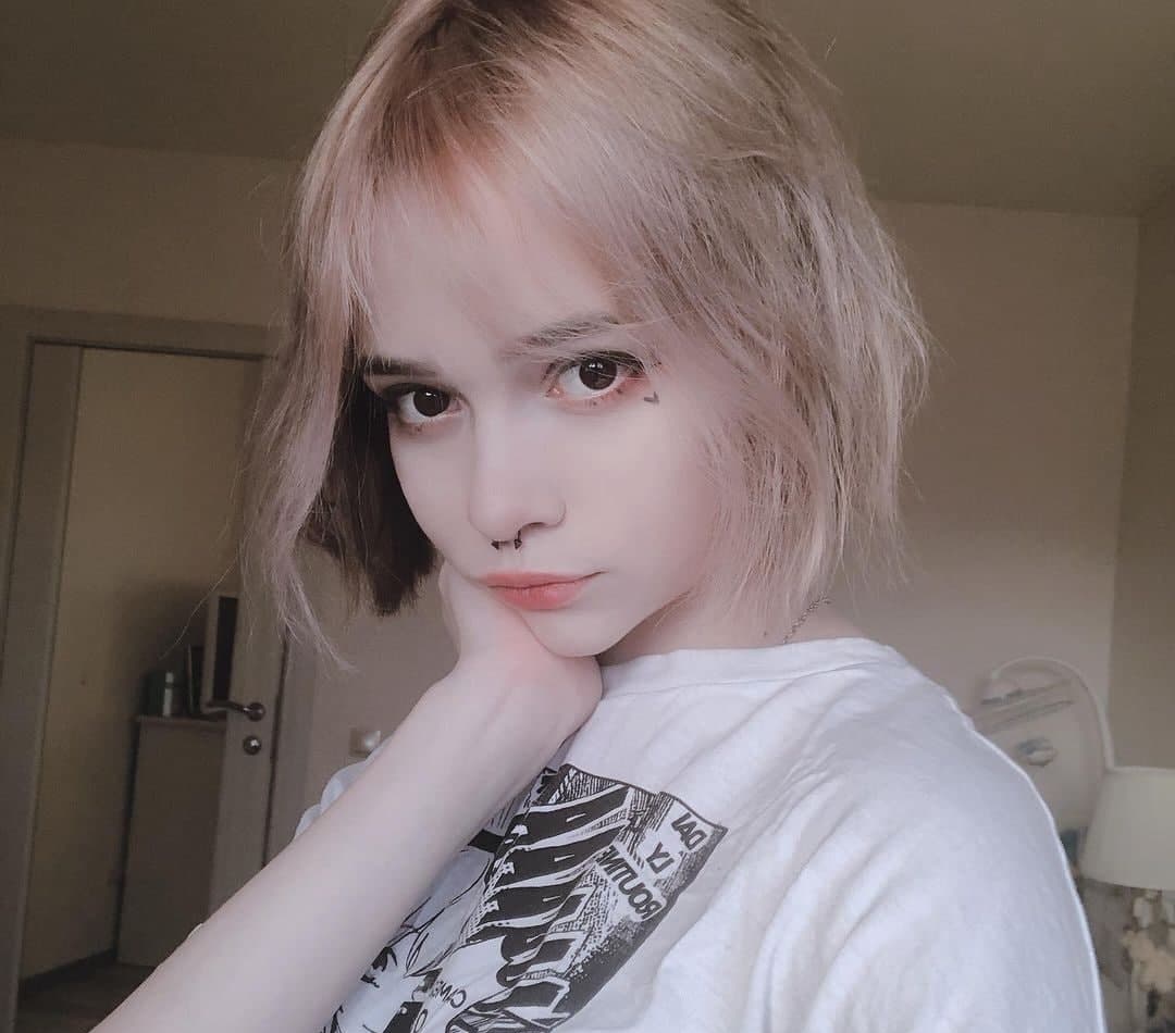 Лиза привлекальеная девушка из Верхнего уфалея цена от 3000 руб