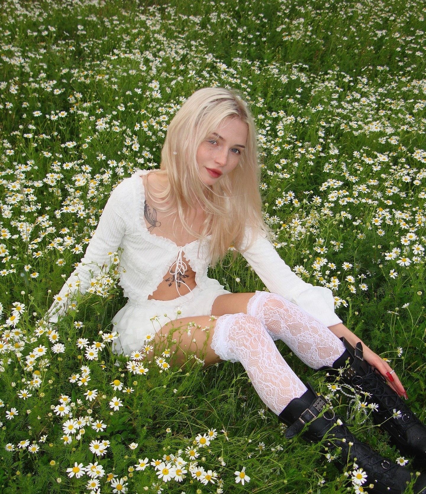 Ханна привлекальеная девушка из Верхнего уфалея цена от 7000 руб