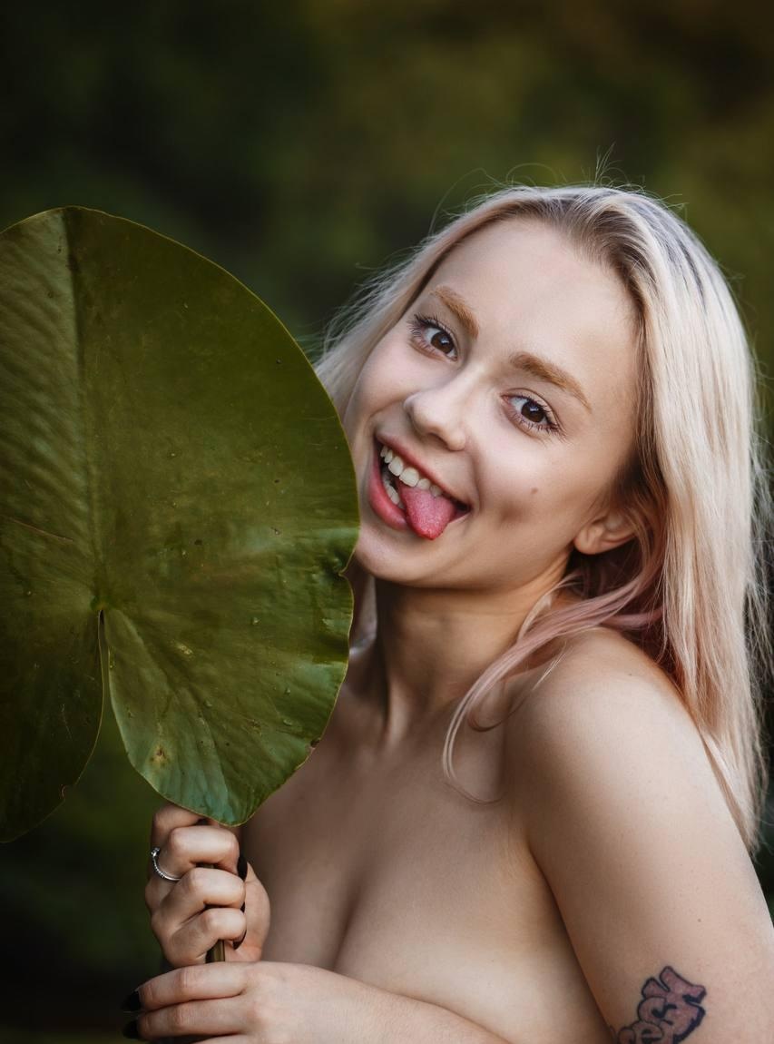 Аринка привлекальеная девушка из Верхнего уфалея цена от 7000 руб