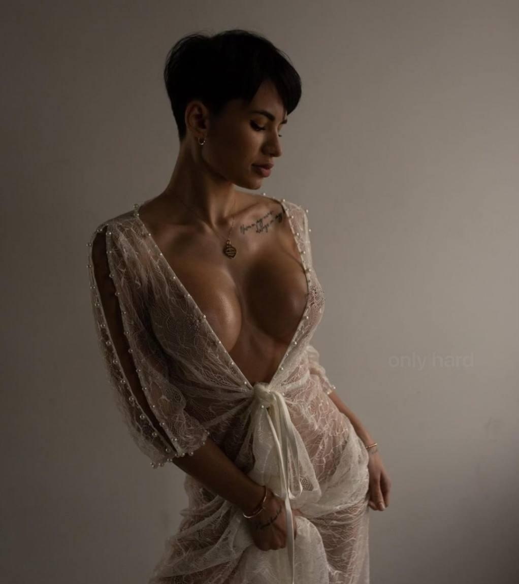 Ника привлекальеная девушка из Верхнего уфалея цена от 7000 руб