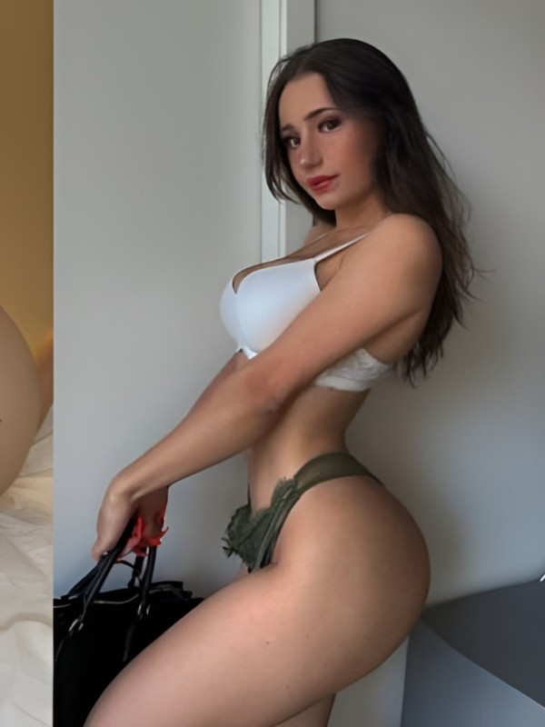 Алена привлекательная девушка из Верхнего уфалея цена от 2500 руб